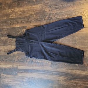 Bohme faded black denim crop relaxed overalls size small